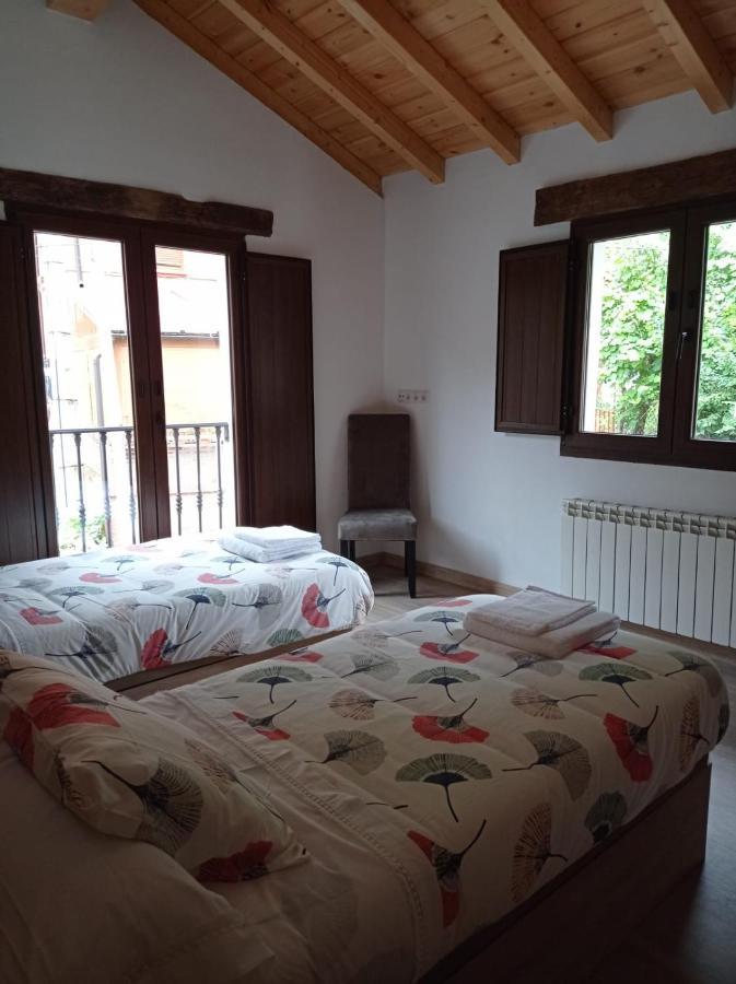 Sobrefoz Casa Rural Gueilones, Parque Natural De Ponga מראה חיצוני תמונה